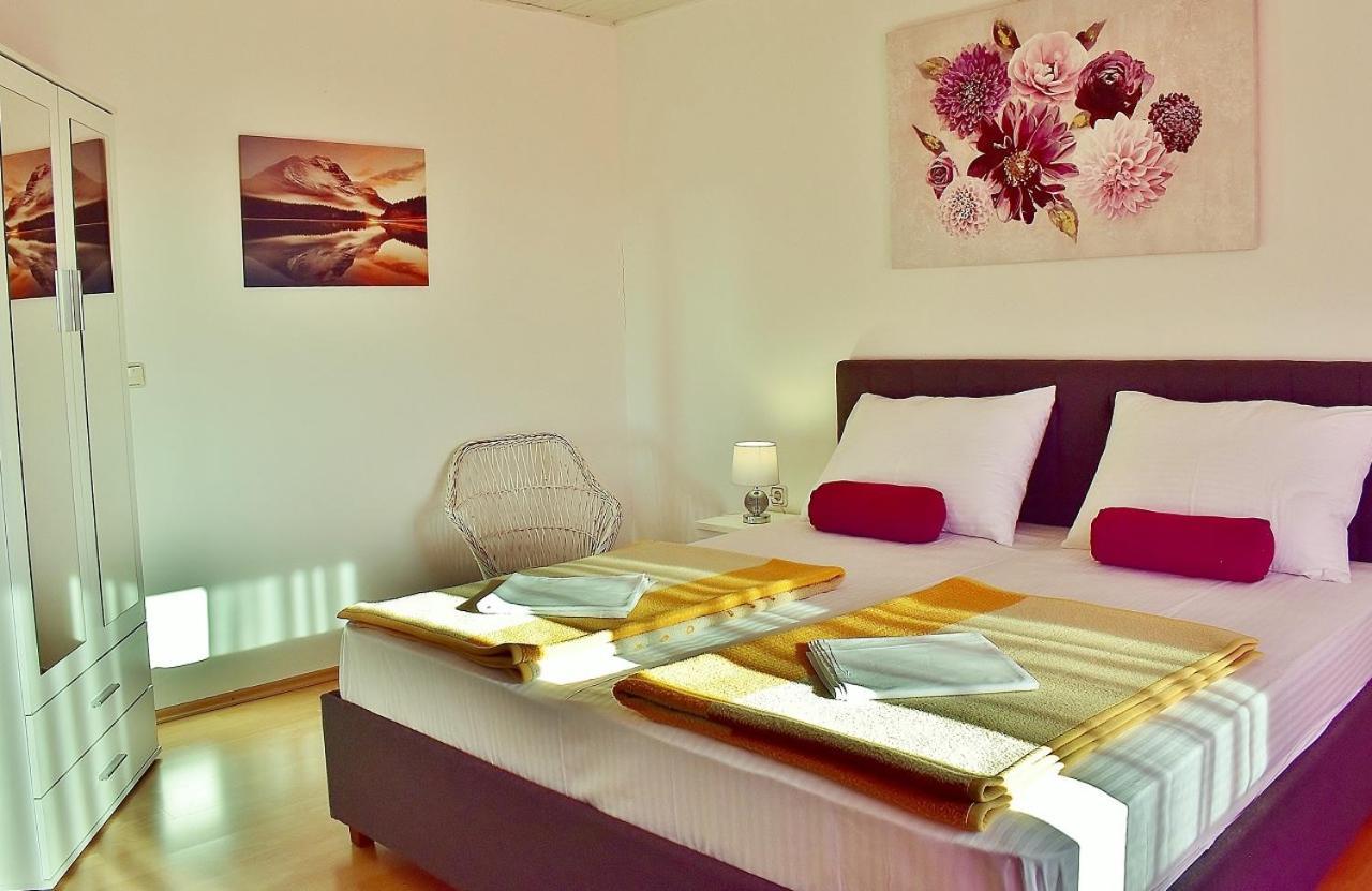 Apartments Bosiljka Раб Экстерьер фото