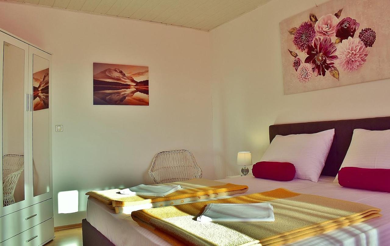Apartments Bosiljka Раб Экстерьер фото