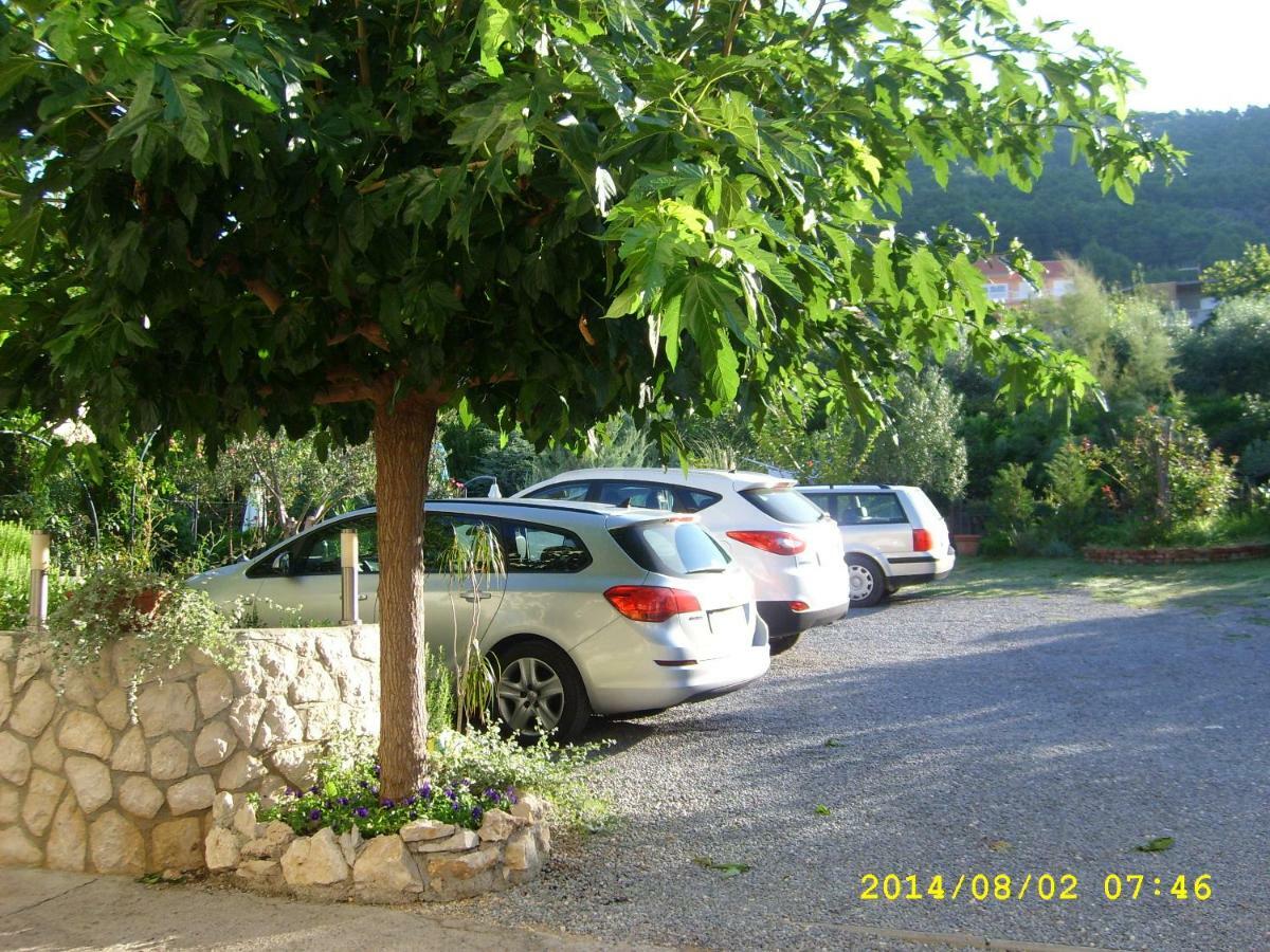 Apartments Bosiljka Раб Экстерьер фото